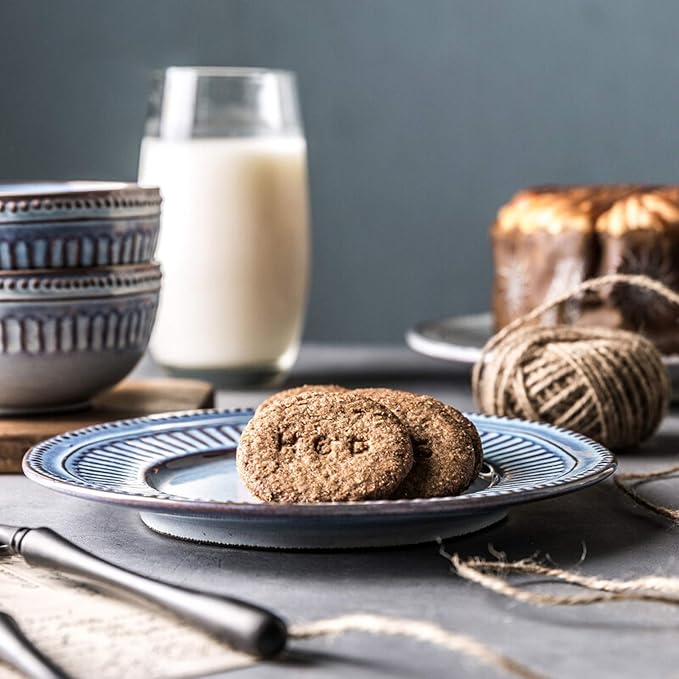 Ceramics Dinner Sets, 16 Pieces Relief Craft Porcelain Dinnerware Set Retro Blue and White Cereal Bowl Steak Plate and Soup Bowl for Special Restaurant